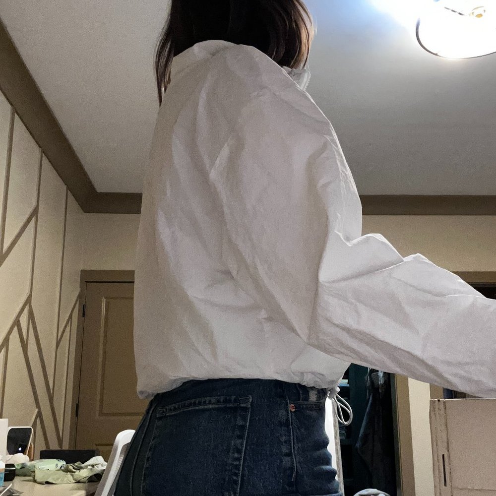 white jacket - Picture 3 of 4